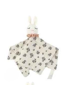 doudou lapin pour bebe avec tissu a motif une petite accroche