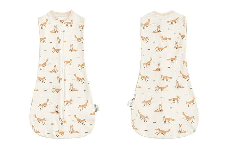 gigoteuse qui montre le devant et le derrière avec les motifs renards