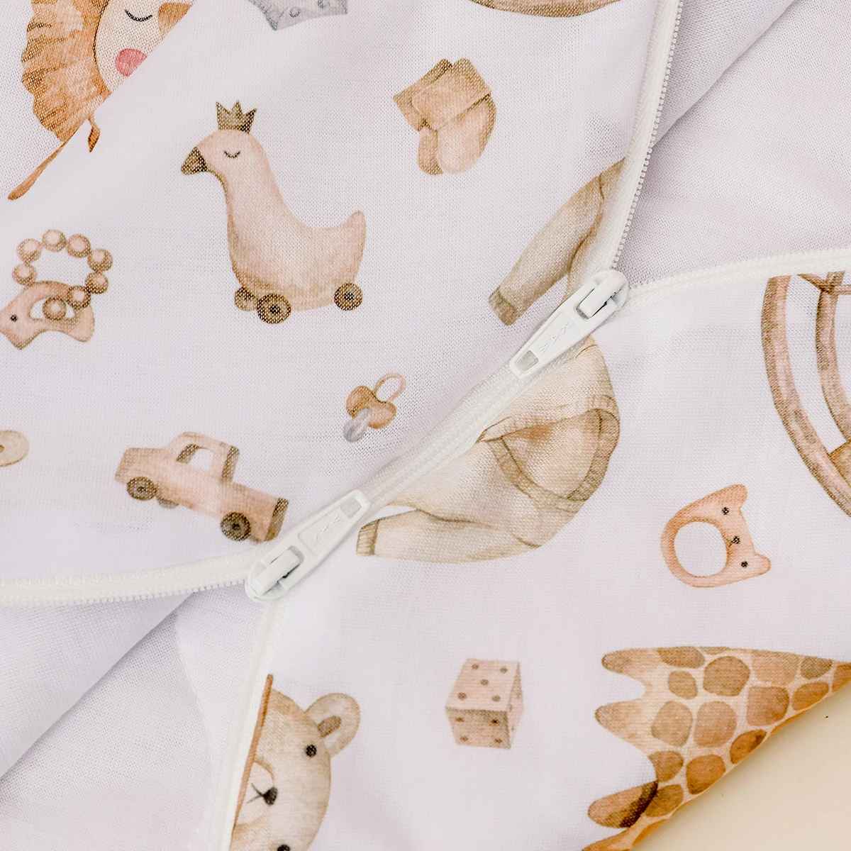 gigoteuse avec double fermeture éclaire en haut et en bas