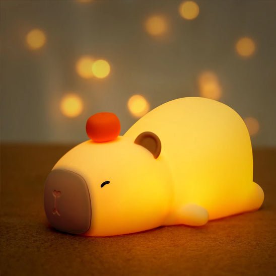 veilleuse bebe capybara fond scintillant