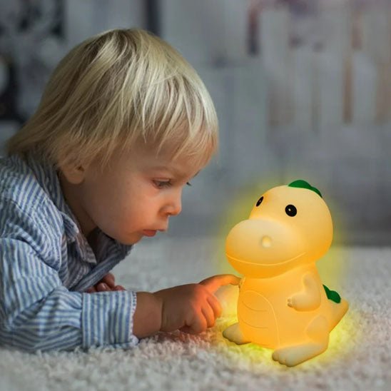 veilleuse bebe enfant qui touche pour allume