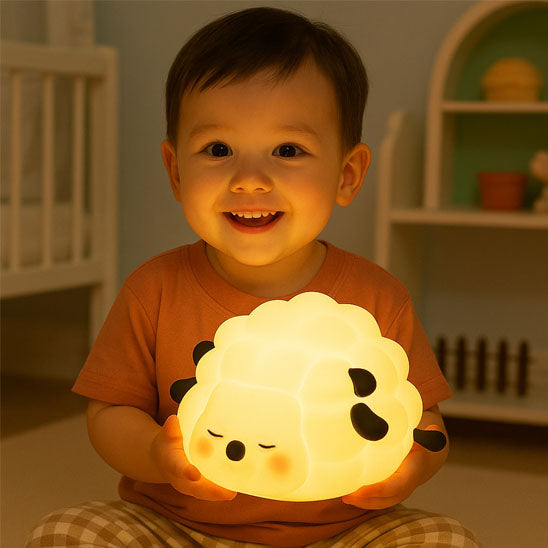veilleuse bebe mouton allume enfant sourire