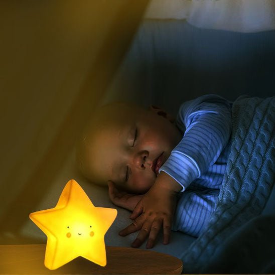 veilleuse bebe petit garcon qui dort